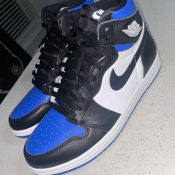 Brand new Size 8 Jordan 1 retro - Picture 1 of 1